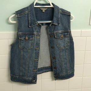 Sleeveless Jean Vest